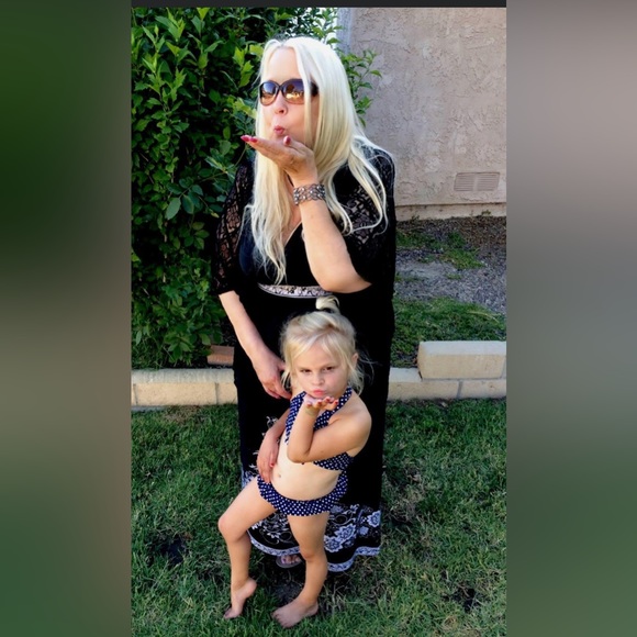 Hi I’m Kathleen thanks for checking out my closet - Picture 3 of 6